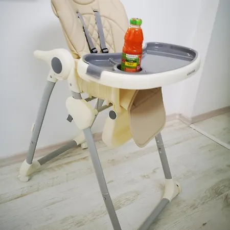 アパート Casa Fotografului Marines コンスタンツァ