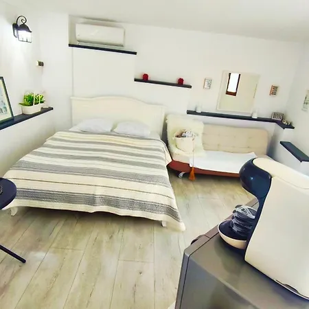 Casa Fotografului Marines Apartamento *